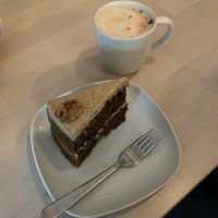 Coffee and walnut cake with chai latte at Essential Vegan @ Ten to One Bar in North London