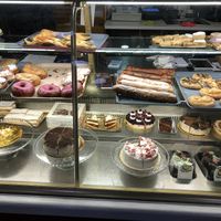 Dessert display at Vegan Bombon in Alicante
