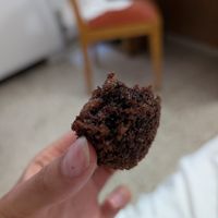 Chocolate muffin inside at Vegan Bombon in Alicante