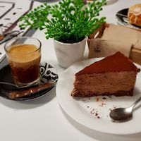 Tarta de chocolate at Vegan Bombon in Alicante