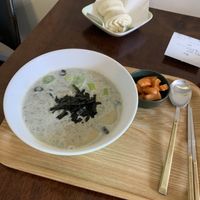   at Sun - 카페 in Seoul