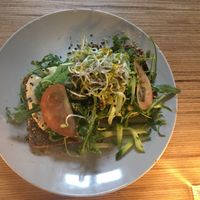 Avocadobrot mit Hummus und Sprossen  at Mana - Schöneberg in Berlin