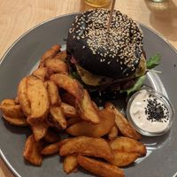 Mana's Burger - 14.7€ at Mana - Schöneberg in Berlin