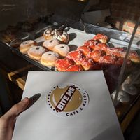 St valentine's day specials at Bite Me Cafe in Madrid