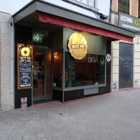 the café at Bite Me Cafe in Madrid