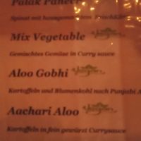 Lunch menu with marked vegan options at Annapurna in Fuessen