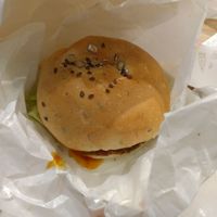 Burger at grEAT in Central Singapore