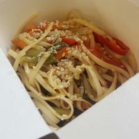 Wok noodles: 100 rubles at Higher Taste in Kaliningrad