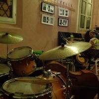 A jazz pianist entertains the diners. at Ghirba Biosteria della Gabella in Reggio Emilia