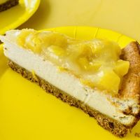 Pineapple🍍 Cheesecake   at Bananarama Bakery in Pahoa