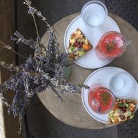 Savoury waffle with avocado and tofu, and smoothie at VanFruct Campineanu in Bucharest