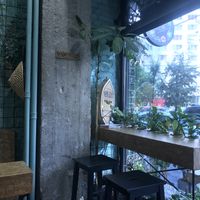 Very green little cosy cafe  at VanFruct Campineanu in Bucharest