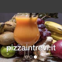 Pizza in Trevi at Pizza in Trevi in Rome