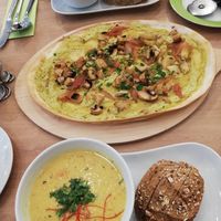 Leckere vegane Suppen und köstliche vegane Flammkuchen at Cafe Alter Markt in Euskirchen
