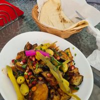 Fatah/fatteh z bakłażanem at Niedaleko Damaszku in Warsaw