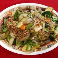 Delicious Vegan Chow Mien at Jeon San in La Paz