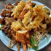 Mixed of everything at Yi Xin Vegetarian 一心素食 in Central Singapore