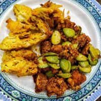 $3 only for sambal petai tempeh and veggies fritter, both were very delicious, most recommend at Yi Xin Vegetarian 一心素食 in Central Singapore
