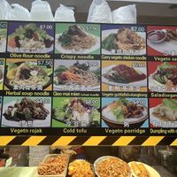   at Yi Xin Vegetarian 一心素食 in Central Singapore