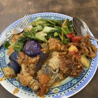 Rice with curry, aubergine, faux meat and greens.   at Yi Xin Vegetarian 一心素食 in Central Singapore