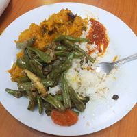 Simple good plate! at Yi Xin Vegetarian 一心素食 in Central Singapore