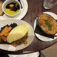 Wulf pie and Mac and cheese   at Wulf & Lamb Chelsea in London