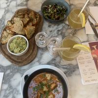 wulf soup, avocado and cucumber salad, garlic bread with gcuacamole! #Veganuary at Wulf & Lamb Chelsea in London
