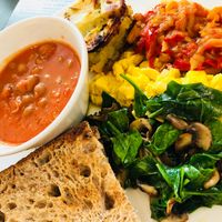 The full breakfast  at Wulf & Lamb Chelsea in London