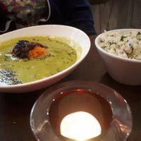 Green curry with rice at Wulf & Lamb Chelsea in London