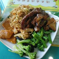 Buffet serving two at Polo Land Vegetarian in Shishi
