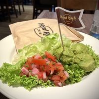 Veggie Fajitas served with extra guacamole. The grated cheese and sour cream was removed to make the dish vegan-friendly 🥗   at Hard Rock Cafe - Orchard in Central Singapore