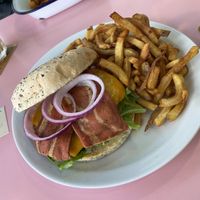 Beyond-Meat-Burger  at HD Diner - Chatelet in Paris