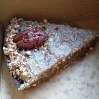 Pecan nut cake (vegan) at Bagels & Beans in Venlo