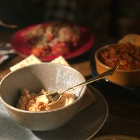 Hummus and crackers  at hallogallo in Tokyo