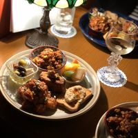 Everything plate at hallogallo in Tokyo