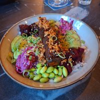 Sticky hasselback steack bowl at Backstage Vegan Kitchen in Rotterdam