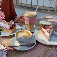 Vegane Kirschtorte at Radieschen in Bremen