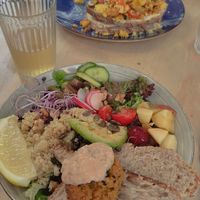 Salad bowl & 'egg' toasts at Life Bar in Leuven