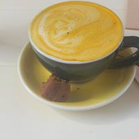 Turmeric latte at Life Bar in Leuven