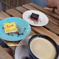 Mango-lime and blueberry cakes...both excellent, coffee with date at Life Bar in Leuven