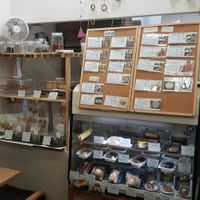 Case displays at Gen 玄 in Kyoto