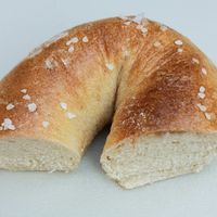 Salt bagel - inside at SF Bagel in Seoul