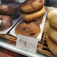 Organic sourdough vegan fig (cinnamon raisin) at SF Bagel in Seoul