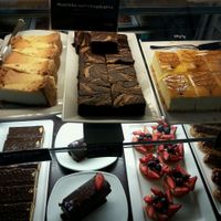 The ones in the middle are vegan (chocolate peanutbutter brownie & strawberry chocolate cake) at Cafe Rooster in Oulu