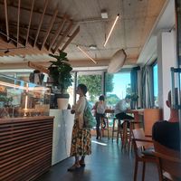 Inside at Wagners Juicery & Health Food in Munich