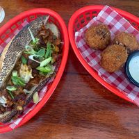 Chilli dog and fried mushrooms at Tippler's Tap in South Brisbane