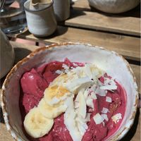 Açai bowl with coconut, maple syrup and banana at mymuybueno Deli in Mallorca