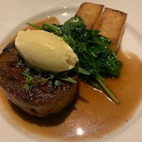 mushroom steak at Green Man's Arms in Carlton