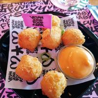 Mac and cheese balls at Vegan Junk Food Bar - De Pijp in Amsterdam