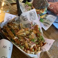 Supreme loaded fries and the Daddy McChickn at Vegan Junk Food Bar - De Pijp in Amsterdam